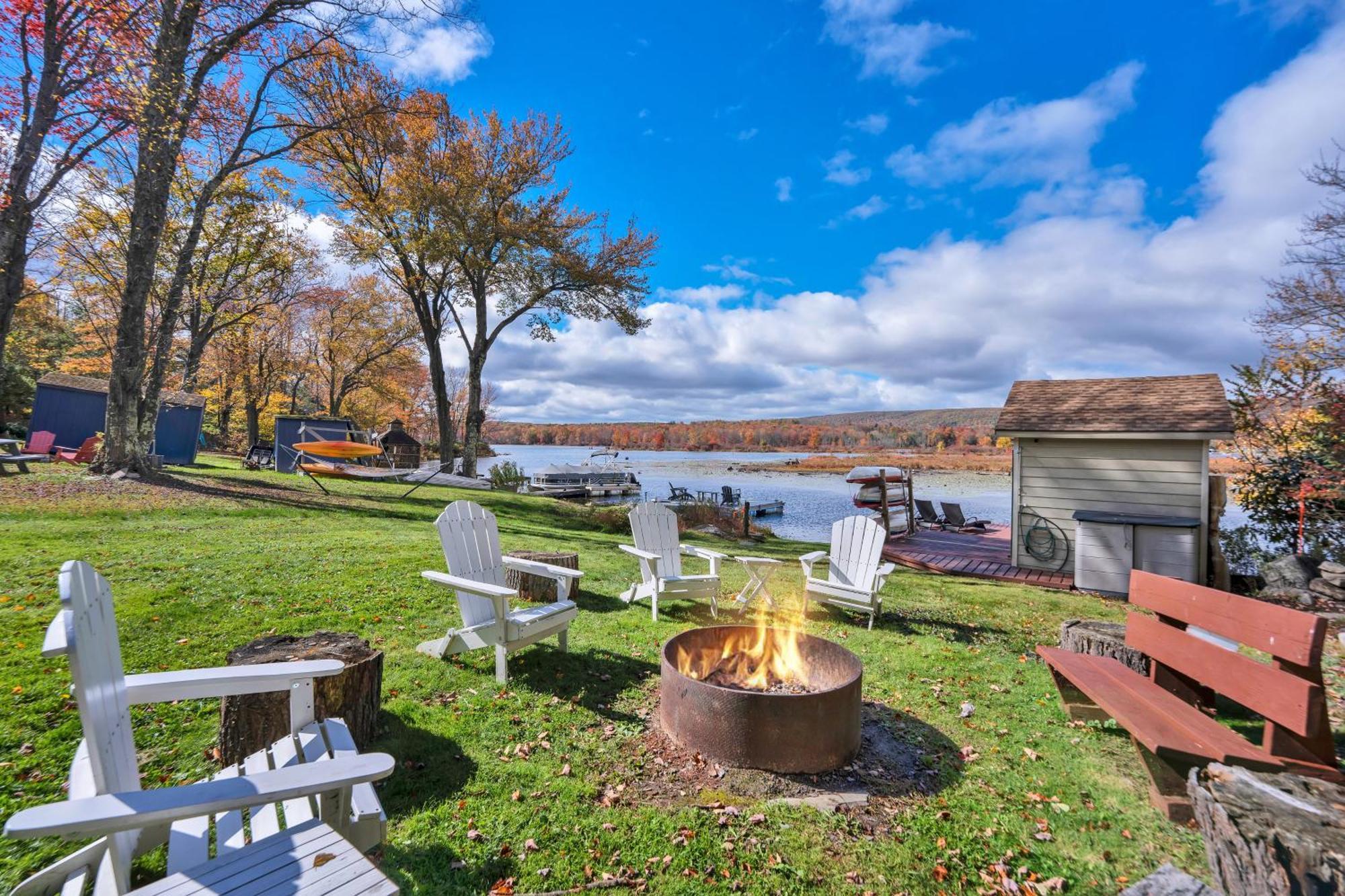 Lakefront A-Frame, Dock, Kayaks, Fire Place Lake Ariel Εξωτερικό φωτογραφία